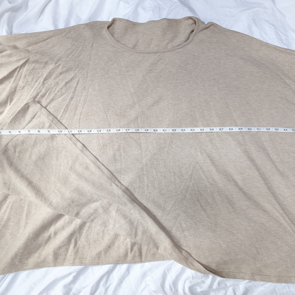 Puli Women's Lightweight Knit Poncho